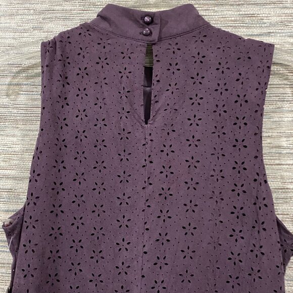 Trixxi Girl Purple Sleeveless Mock Neck Eyelet Dress Size M - Picture 5 of 6